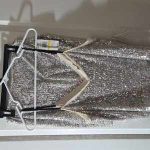 Gianni Bini Shimmering Silver Sequin Top And Skirt Set Sz M